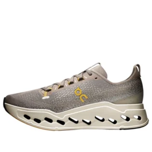 On RunningCloudsurfer Max 'Cinder Pelican'